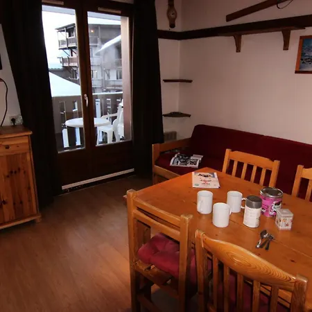 Résidence Reine Blanche - 2 Pieces Pour 4 Personnes Avec Balcon Sud Ouest Quartier Calme Mae-7551 * Val Thorens